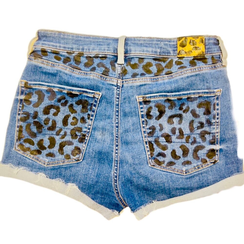 Women custom American Eagle cut off short hand painted leopard black & silver